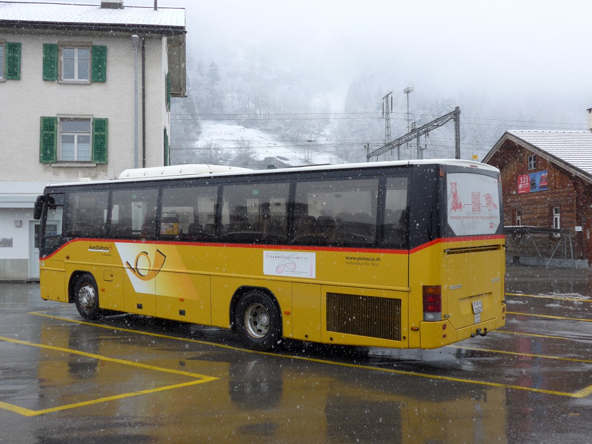 (149'059) - Fontana, Ilanz - Nr. 15/GR 31'629 - Volvo am 1. Mrz 2014 beim Bahnhof Ilanz