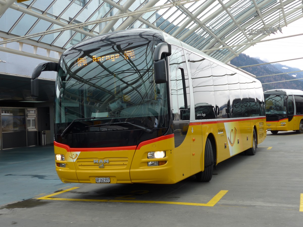 (149'167) - PostAuto Graubnden - GR 162'997 - MAN am 1. Mrz 2014 in Chur, Postautostation