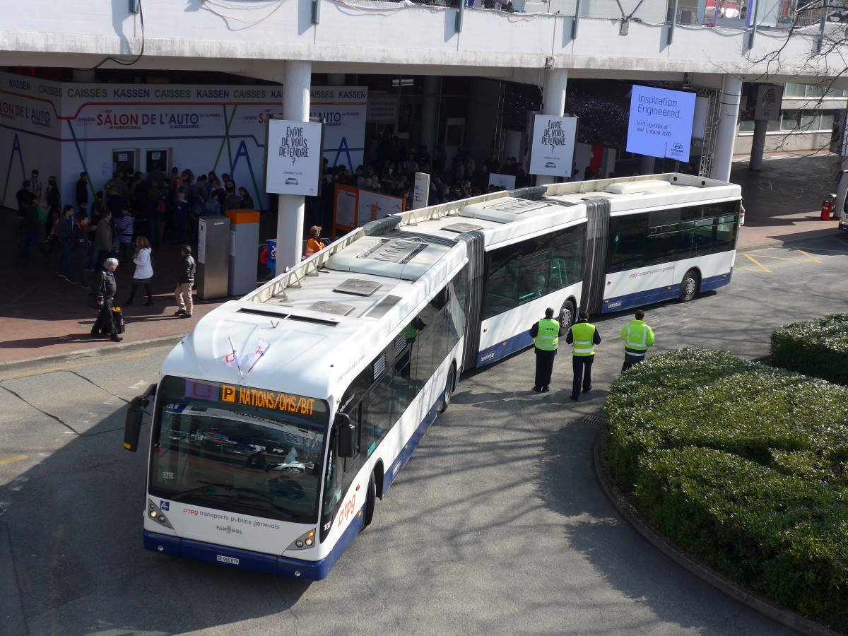 (149'211) - TPG Genve - Nr. 102/GE 960'079 - Van Hool am 9. Mrz 2014 in Genve, Palexpo