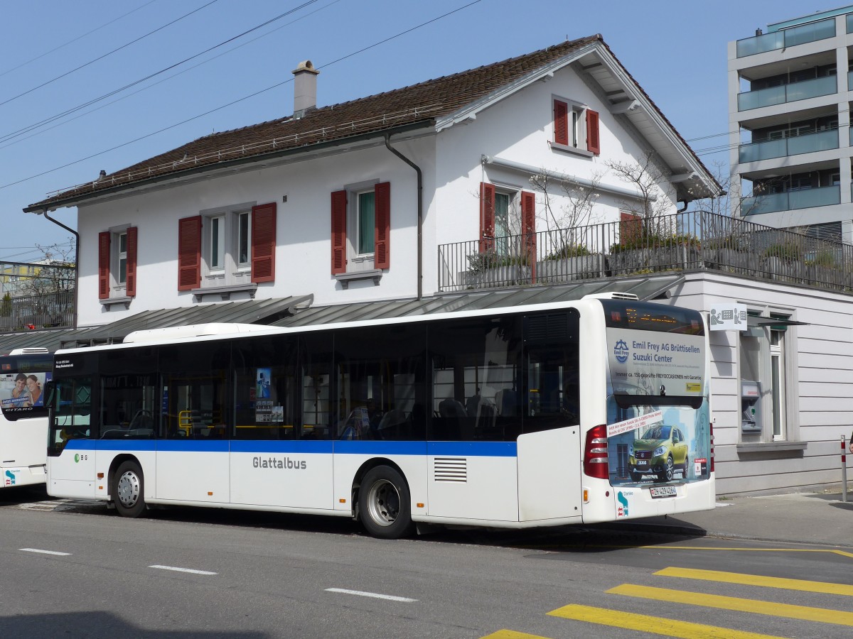 (149'479) - Maag, Kloten - Nr. 26/ZH 429'426 - Mercedes am 31. Mrz 2014 beim Bahnhof Dbendorf