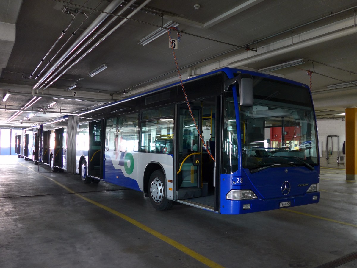 (149'514) - VZO Grningen - Nr. 28/ZH 584'628 - Mercedes am 31. Mrz 2014 in Grningen, Depot