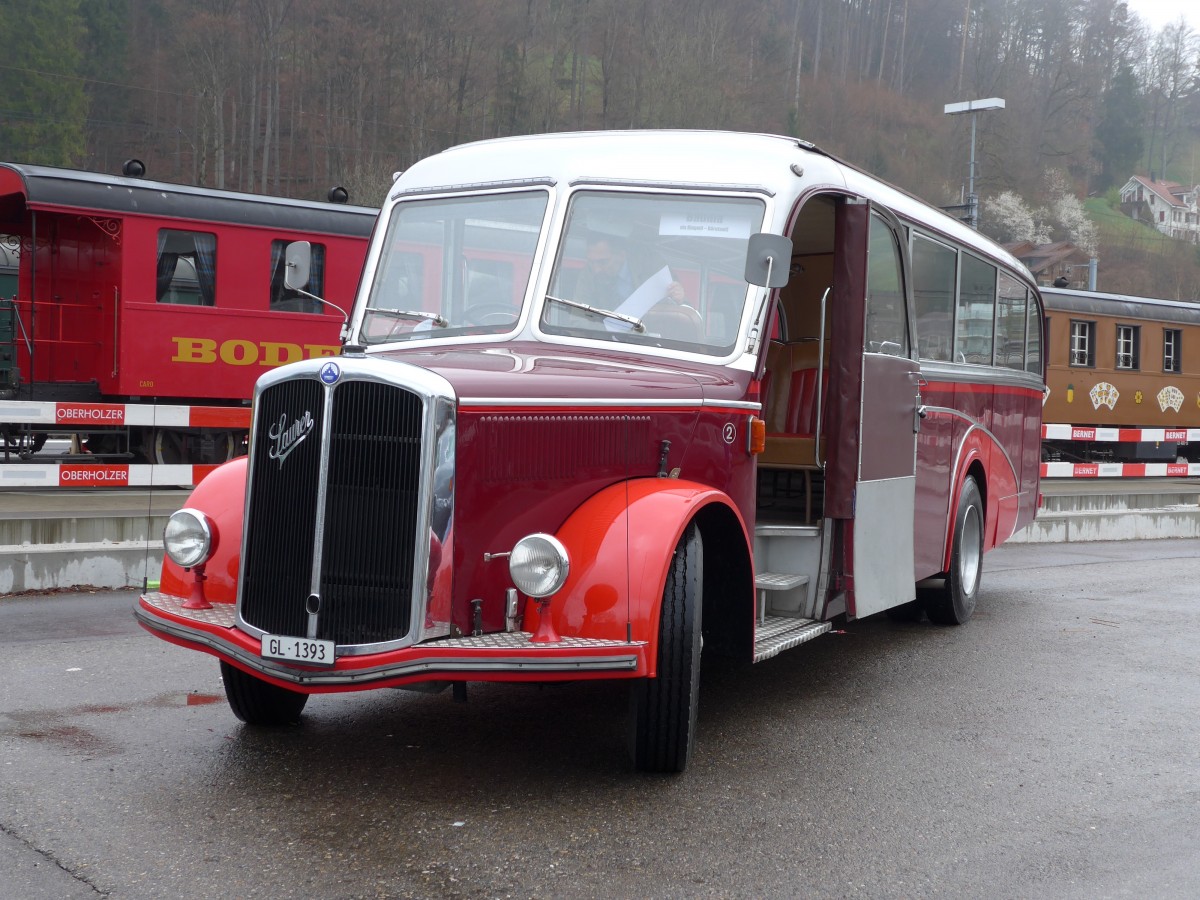 (149'579) - Biegger, Uster - Nr. 2/GL 1393 - Saurer/Lauber (ex Tlverbier, Verbier Nr. 2; ex Werkbus; ex Rey, Ayent) am 6. April 2014 beim Bahnhof Bauma