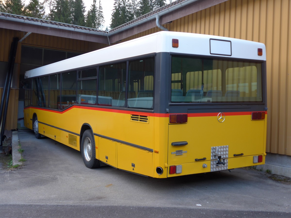 (149'733) - Portenier, Adelboden - Nr. 2 - Mercedes (ex P 25'198; ex Anthamatten, Saas-Almagell) am 22. April 2014 in Adelboden, Garage