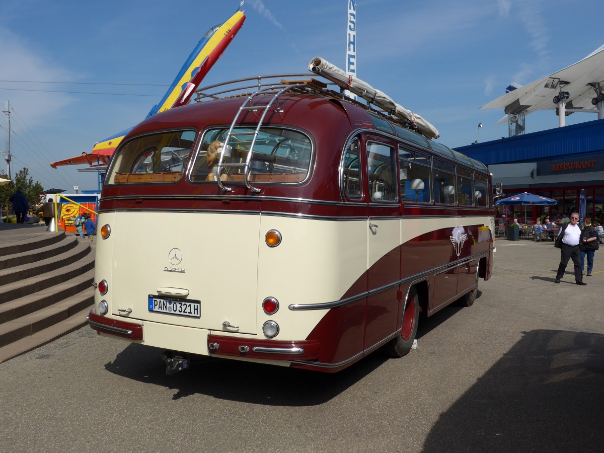 (149'773) - ??? - PAN-O 321H - Mercedes am 25. April 2014 in Sinsheim, Museum