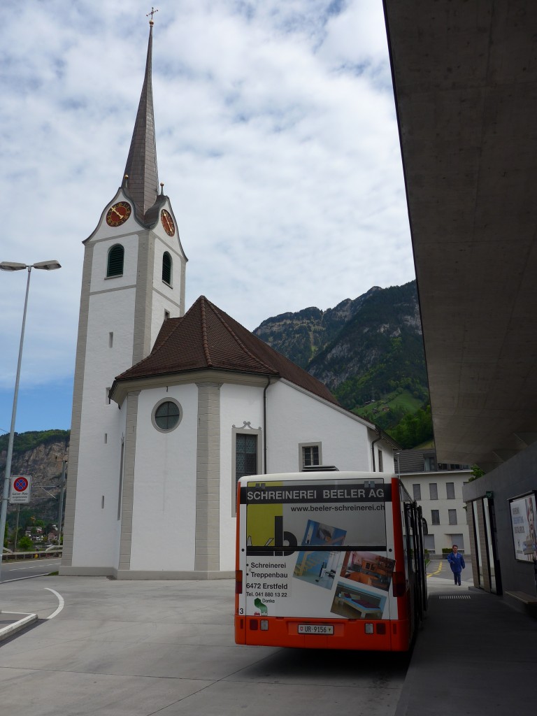 (150'556) - AAGU Altdorf - Nr. 43/UR 9156 - Mercedes am 10. Mai 2014 in Flelen, Hauptplatz