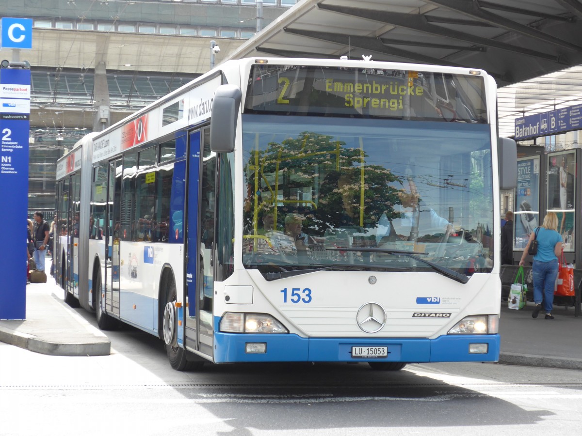 (150'605) - VBL Luzern - Nr. 153/LU 15'053 - Mercedes am 10. Mai 2014 beim Bahnhof Luzern