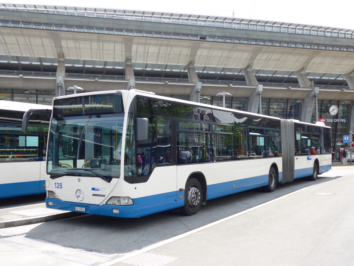 (150'625) - VBL Luzern - Nr. 128/LU 15'013 - Mercedes am 10. Mai 2014 beim Bahnhof Luzern