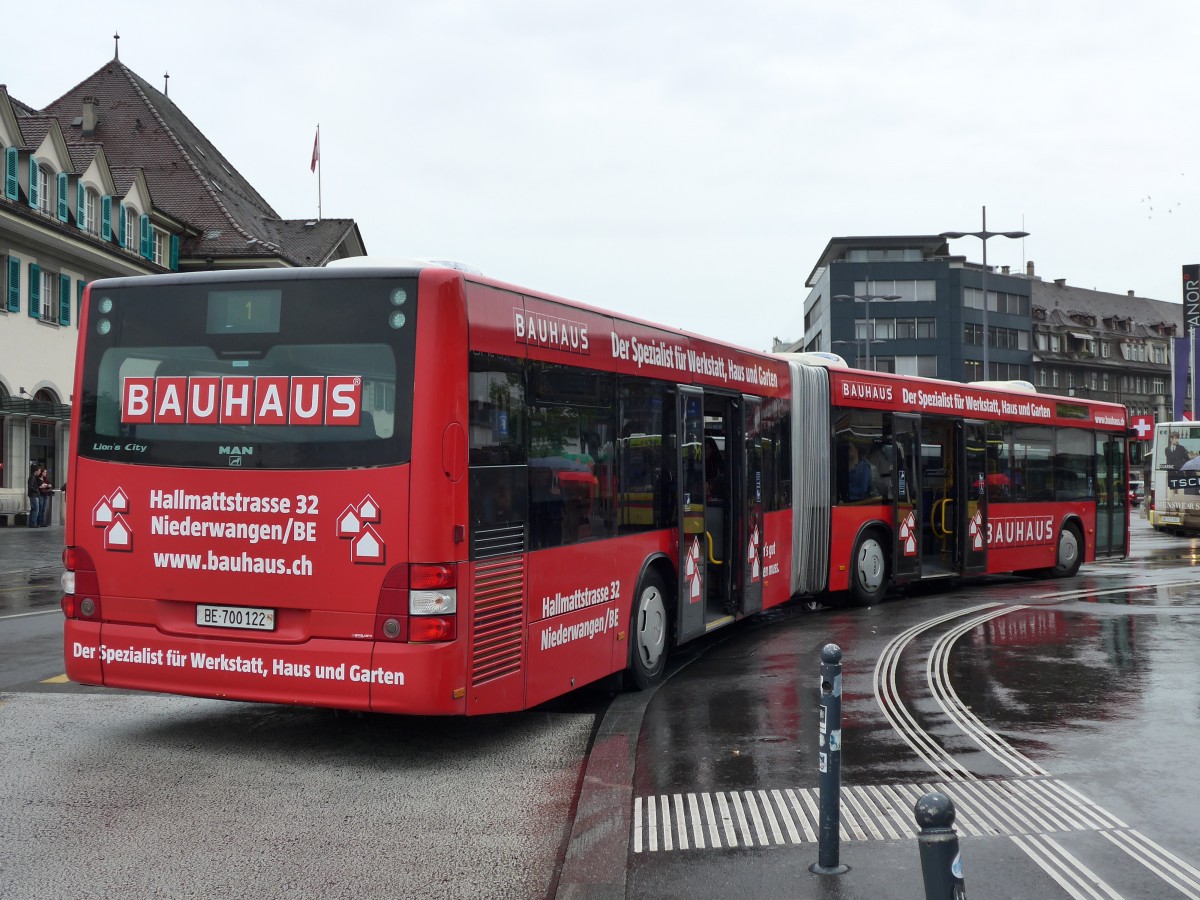 (150'766) - STI Thun - Nr. 122/BE 700'122 - MAN am 26. Mai 2014 beim Bahnhof Thun