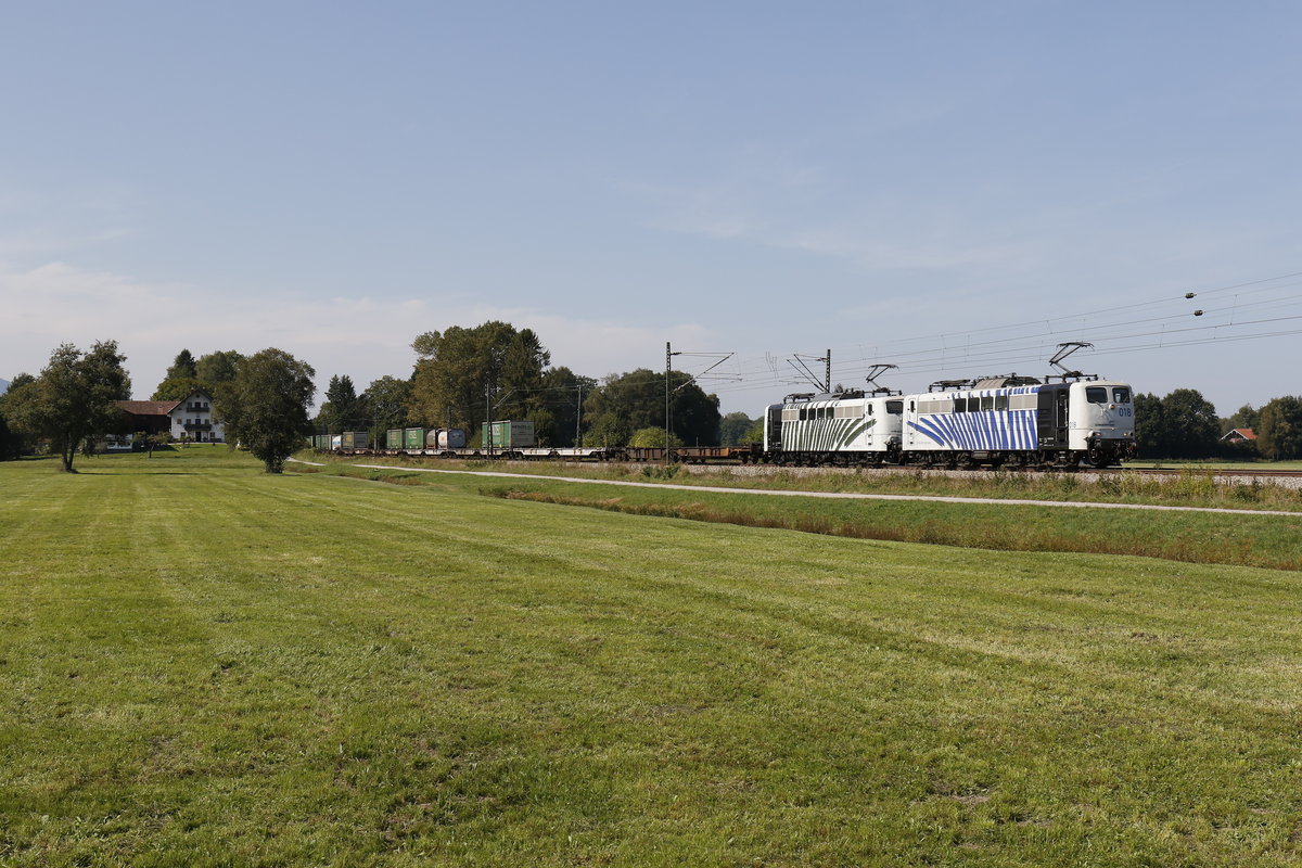 151 018 und 151 074 am 15. September 2016 bei bersee am Chiemsee.