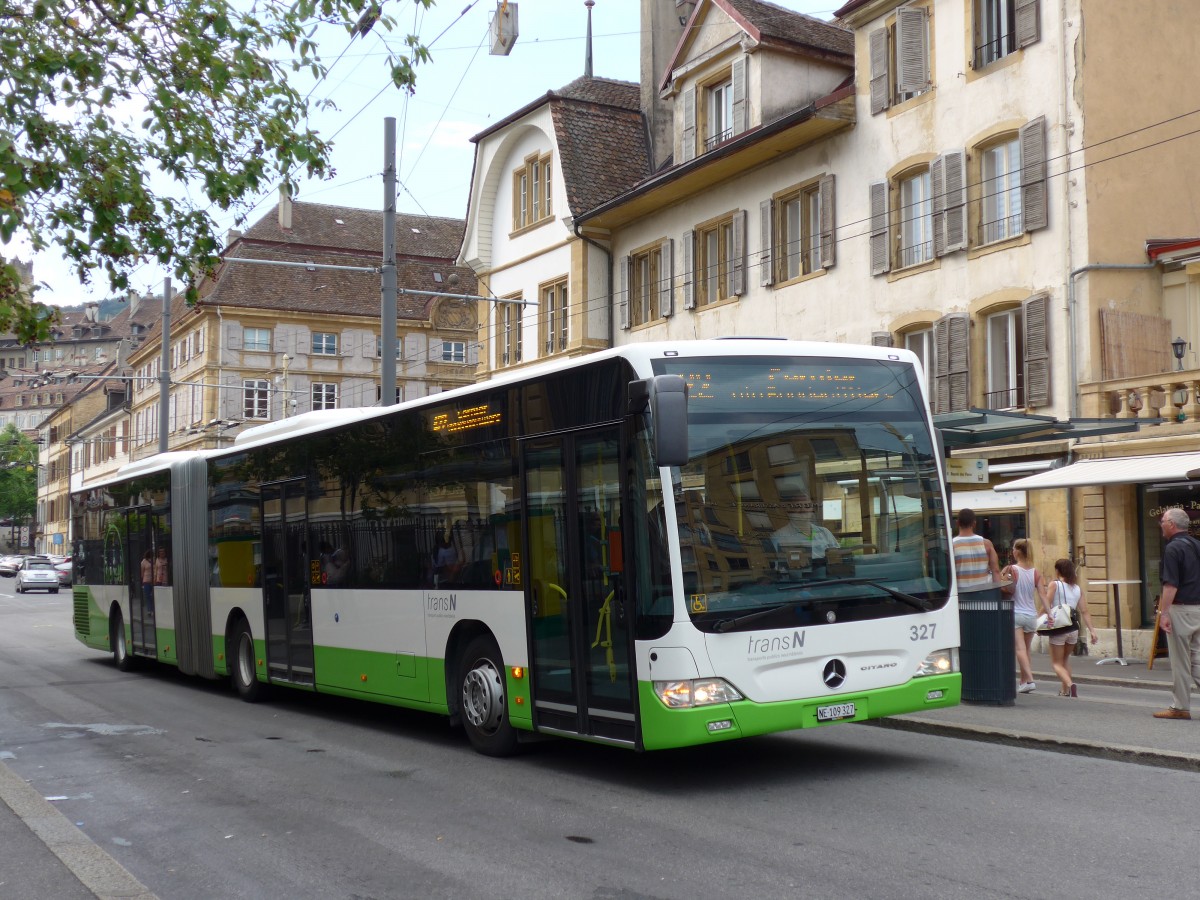 (151'512) - transN, La Chaux-de-Fonds - Nr. 327/NE 109'327 - Mercedes am 12. Juni 2014 in Neuchtel, Place Pury