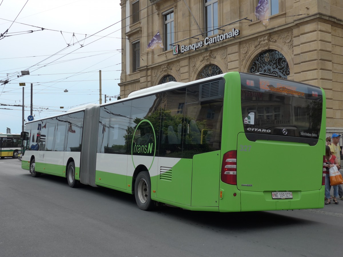 (151'513) - transN, La Chaux-de-Fonds - Nr. 327/NE 109'327 - Mercedes am 12. Juni 2014 in Neuchtel, Place Pury