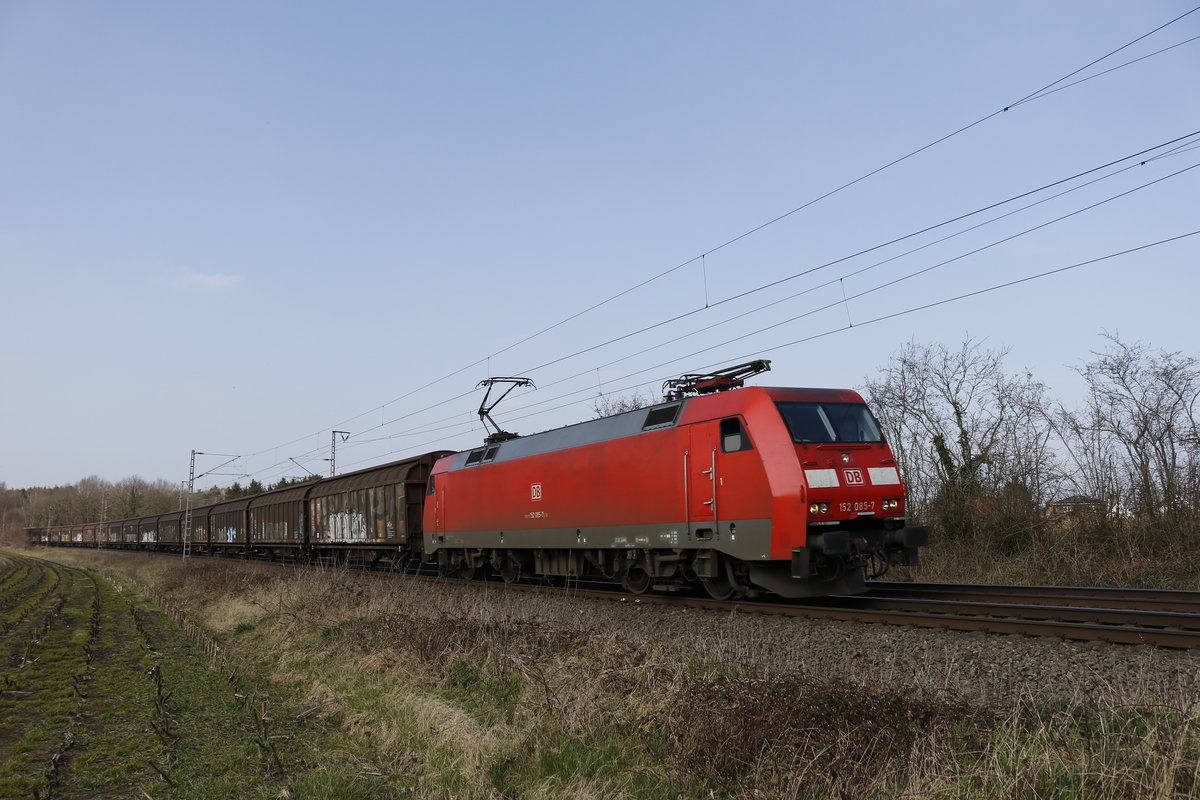152 085 am 29. Mrz 2019 bei Stubben, zwischen Bremen und Bremerhaven.