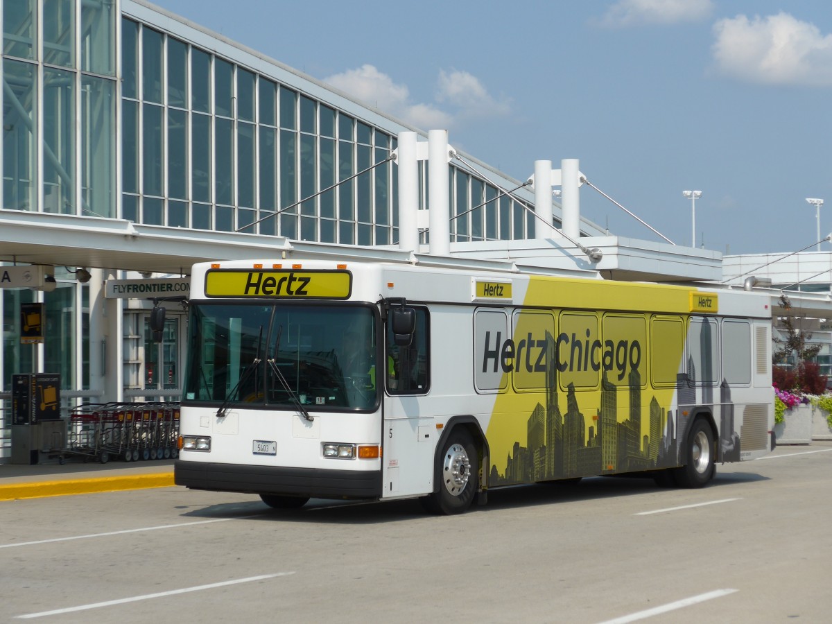 (153'340) - Hertz, Chicago - Nr. 5/5403 N - Gillig am 20. Juli 2014 in Chicago, Airport O'Hare