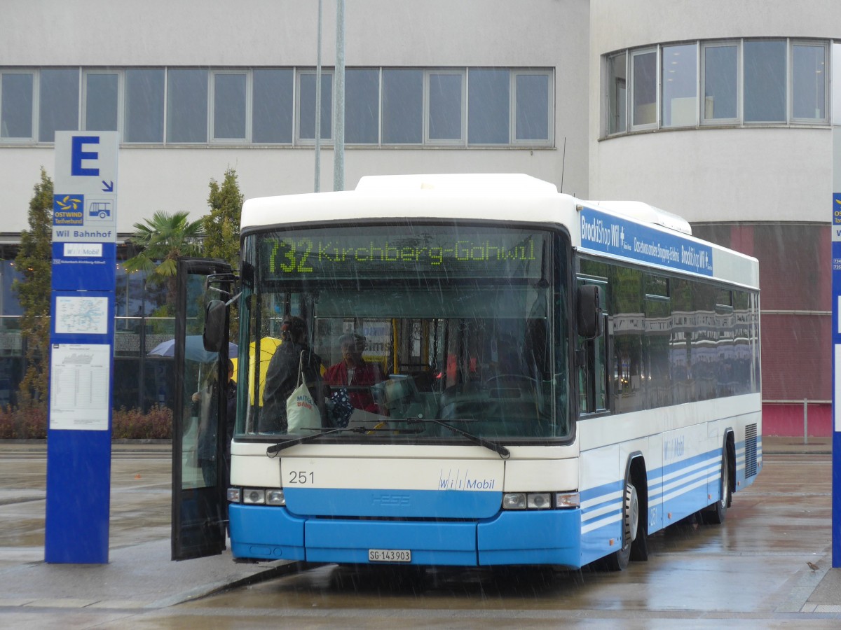 (153'921) - WilMobil, Wil - Nr. 251/SG 143'903 - Volvo/Hess (ex BOS Wil Nr. 22) am 16. August 2014 beim Bahnhof Wil