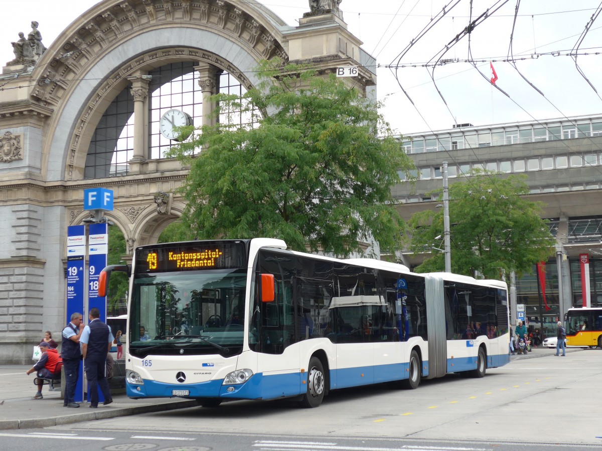 (154'063) - VBL Luzern - Nr. 165/LU 173'571 - Mercedes am 19. August 2014 beim Bahnhof Luzern