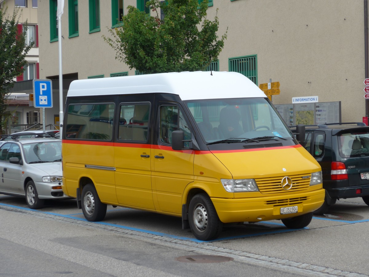 (154'457) - Zrcher, Langnau - BE 352'904 - Mercedes am 30. August 2014 beim Bahnhof Langnau