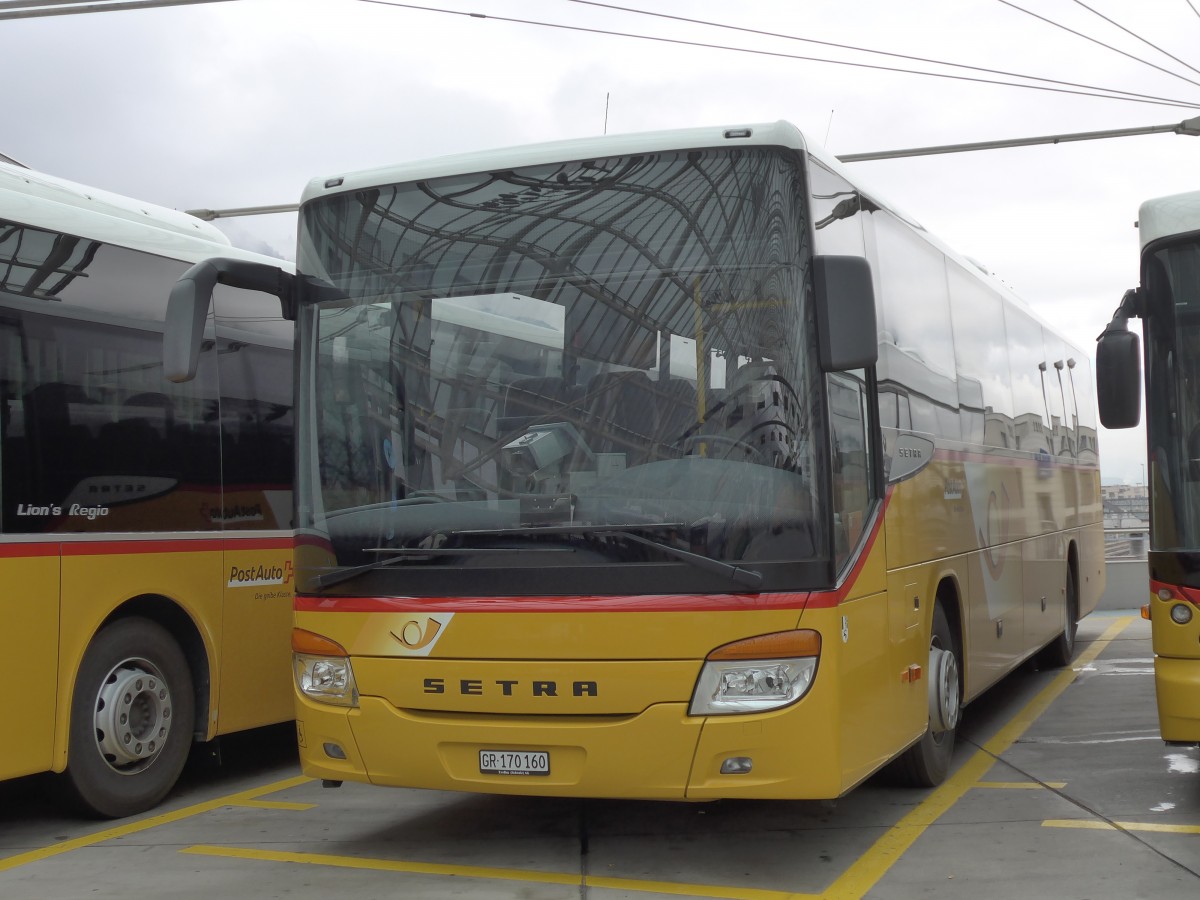 (155'130) - PostAuto Graubnden - GR 170'160 - Setra am 13. September 2014 in Chur, Postautostation