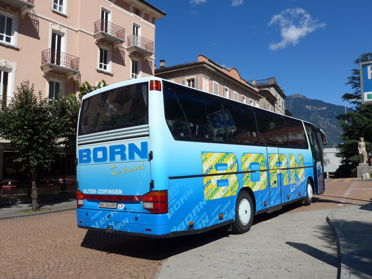 (155'156) - Born, Olten - Nr. 3/SO 124'091 - Setra am 13. September 2014 beim Bahnhof Bellinzona