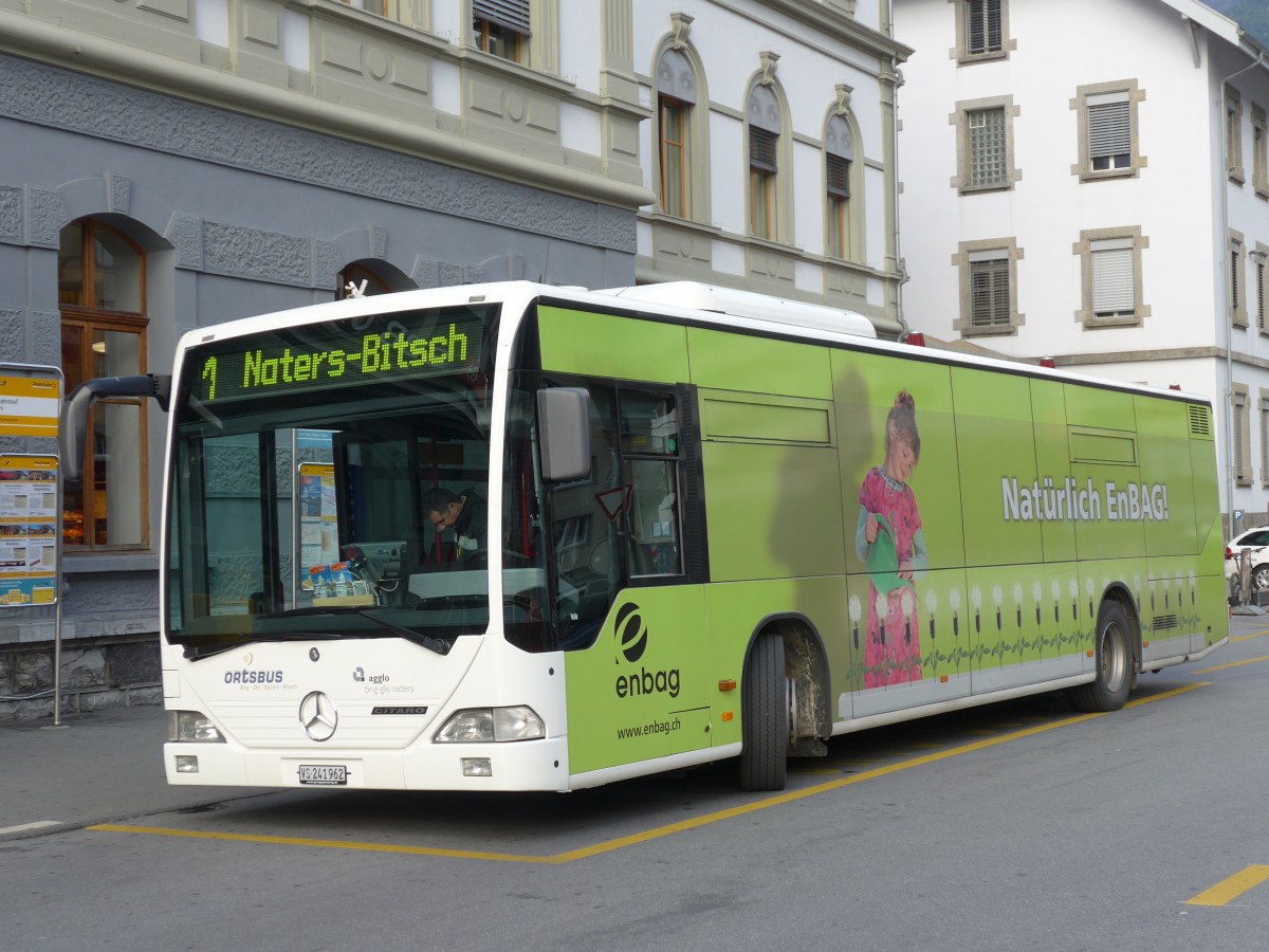 (155'323) - PostAuto Wallis - VS 241'962 - Mercedes am 21. September 2014 beim Bahnhof Brig