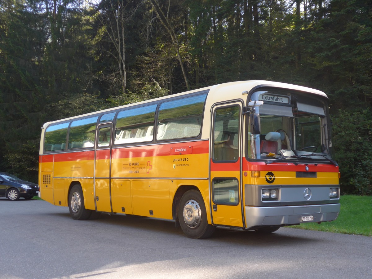 (155'394) - Buzzi, Bern - BE 910'789 - Mercedes (ex Mattli, Wassen) am 27. September 2014 in Wolhusen, Fontanne-Pintli