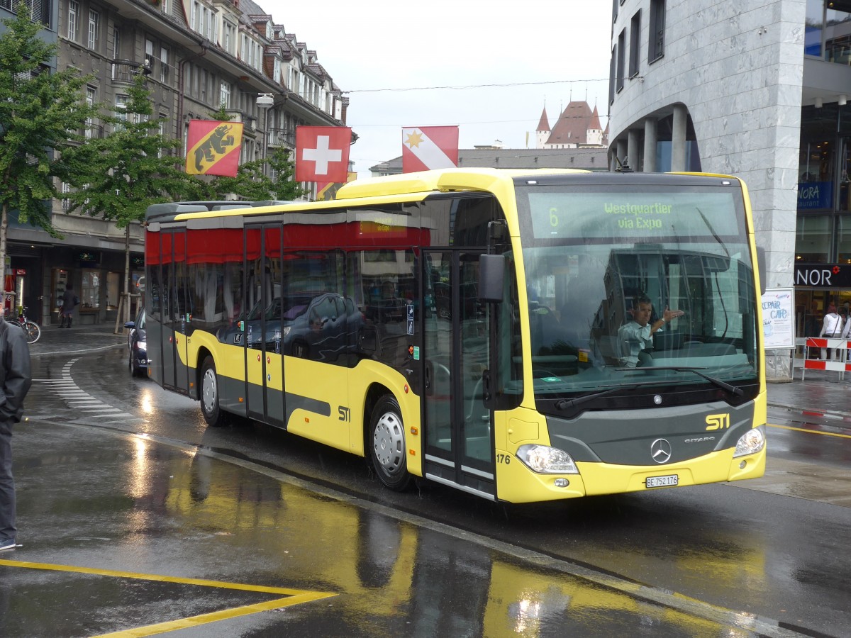 (155'701) - STI Thun - Nr. 176/BE 752'176 - Mercedes am 13. Oktober 2014 beim Bahnhof Thun