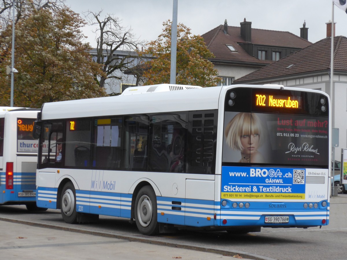 (155'927) - WilMobil, Wil - Nr. 231/SG 390'766 - Solaris am 22. Oktober 2014 beim Bahnhof Wil