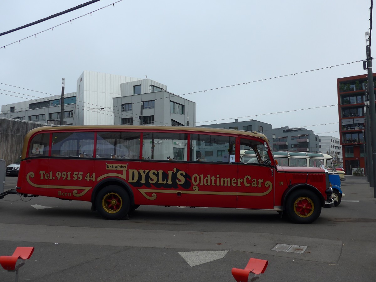 (156'102) - Dysli, Bern - Nr. 19/BE 65'700 - Saurer/Saurer (ex P 23'085; ex P 2137) am 26. Oktober 2014 in Bern, Gilberte-de-Courgenay-Platz