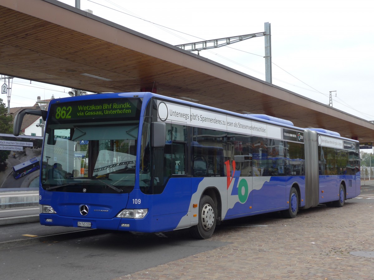 (156'194) - VZO Grningen - Nr. 109/ZH 745'109 - Mercedes am 28. Oktober 2014 beim Bahnhof Wetzikon