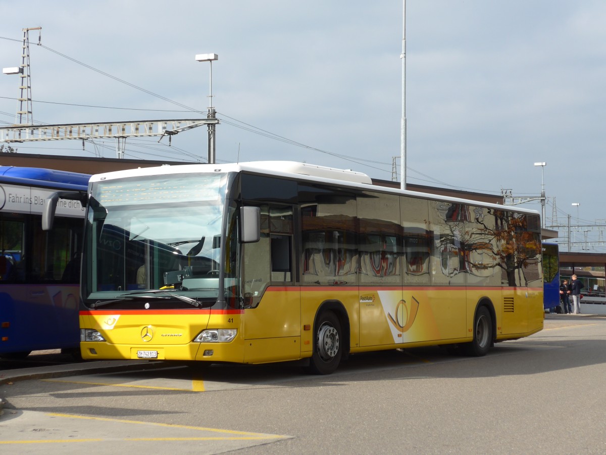 (156'227) - Ryffel, Uster - Nr. 240(41)/ZH 742'813 - Mercedes am 28. Oktober 2014 beim Bahnhof Wetzikon