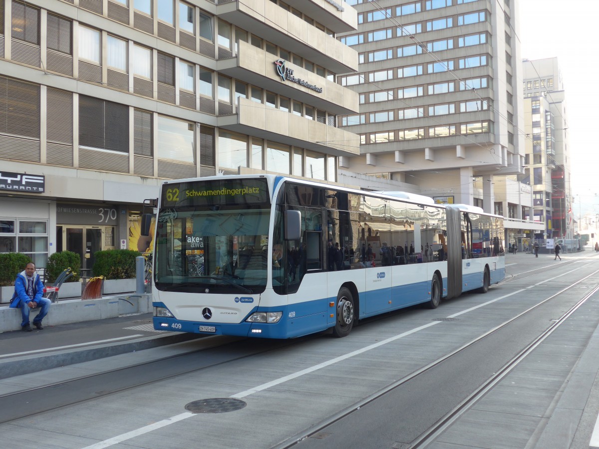 (156'267) - VBZ Zrich - Nr. 409/ZH 745'409 - Mercedes am 28. Oktober 2014 beim Bahnhof Zrich-Oerlikon