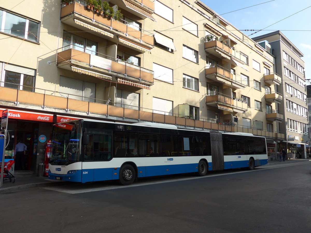 (156'268) - VBZ Zrich - Nr. 524/ZH 726'524 - Neoplan am 28. Oktober 2014 beim Bahnhof Zrich-Oerlikon