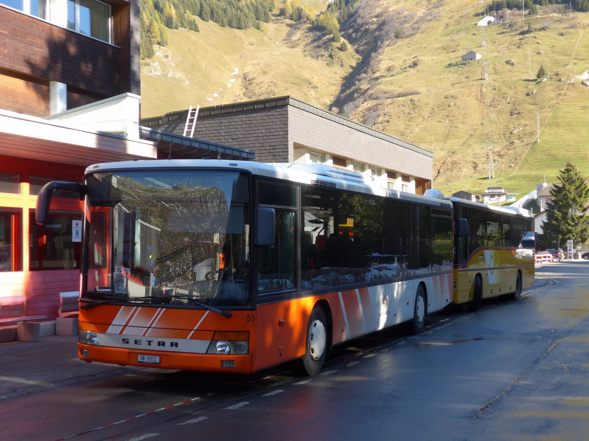 (156'347) - AAGU Altdorf - Nr. 51/UR 9311 - Setra am 31. Oktober 2014 beim Bahnhof Andermatt