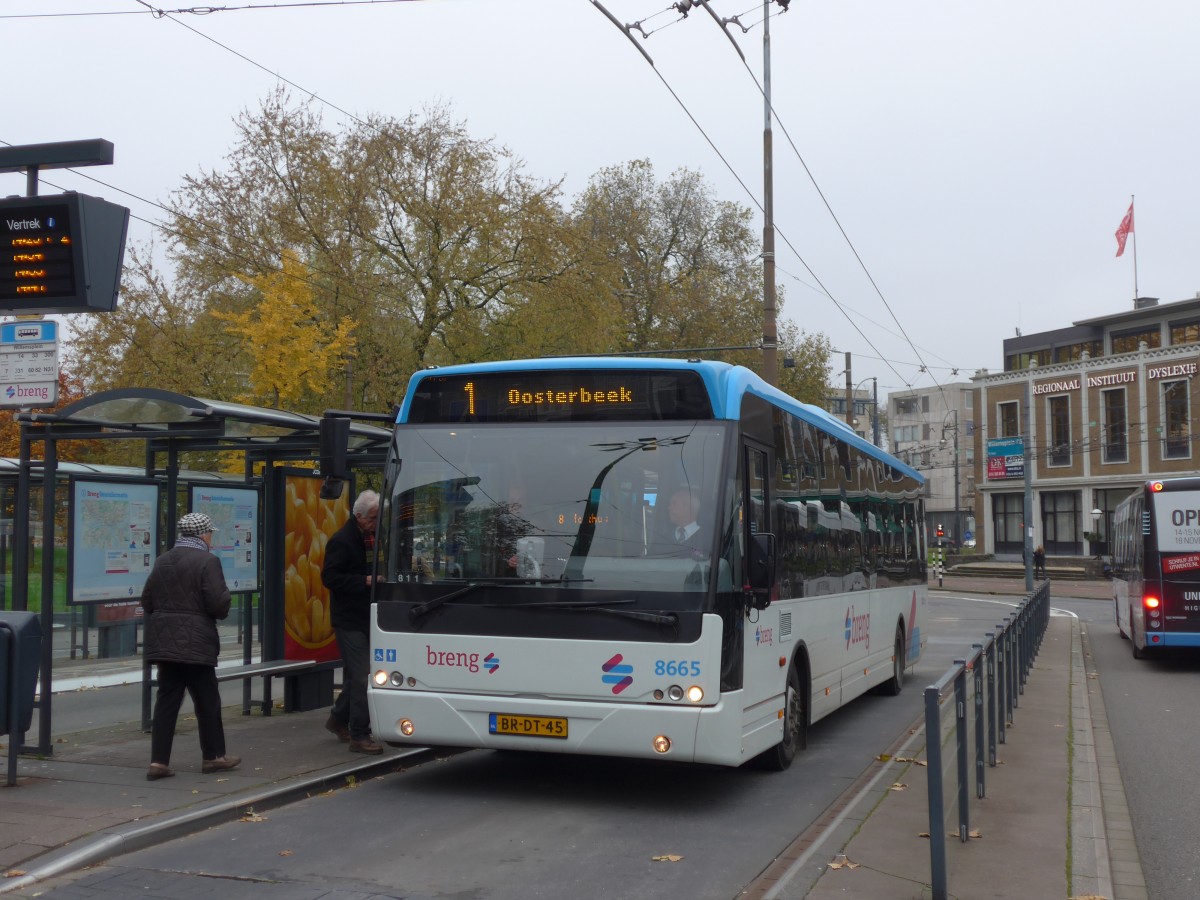 (157'024) - Breng, Ijsselmuiden - Nr. 8665/BR-DT-45 - VDL Berkhof am 20. November 2014 in Arnhem, Willemsplein