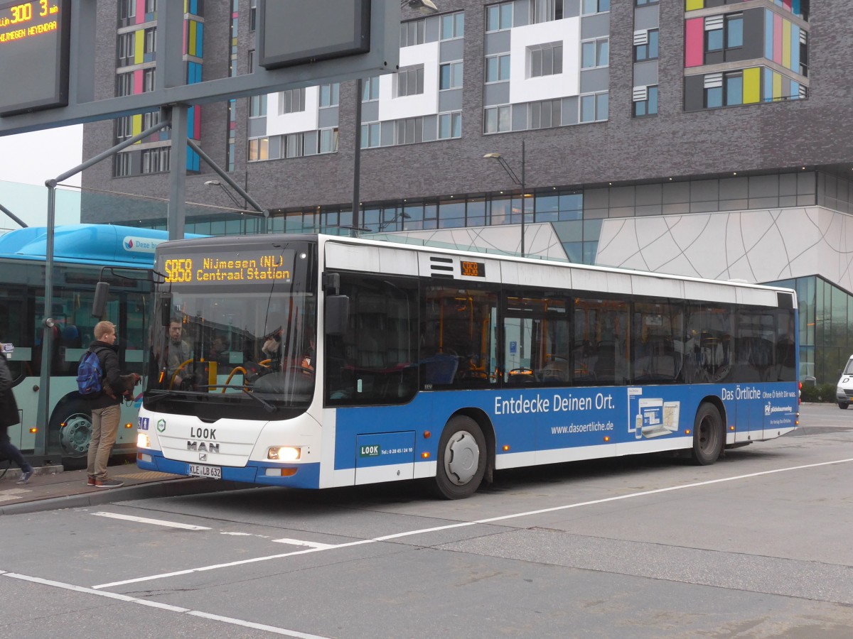 (157'078) - Aus Deutschland: LOOK, Kleve - KLE-LB 632 - MAN am 20. November 2014 beim Bahnhof Nijmegen