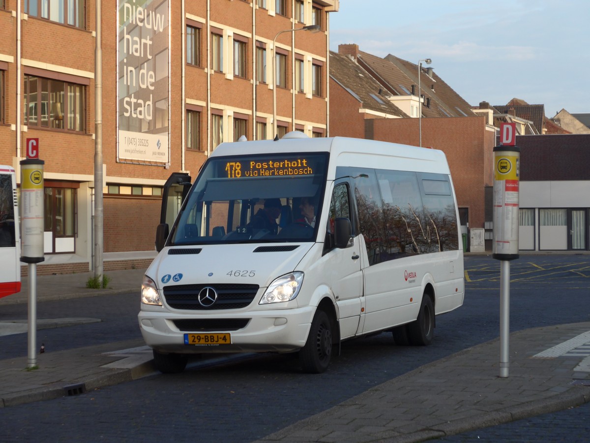(157'292) - VEOLIA - Nr. 4625/29-BBJ-4 - Mercedes am 22. November 2014 beim Bahnhof Roermond