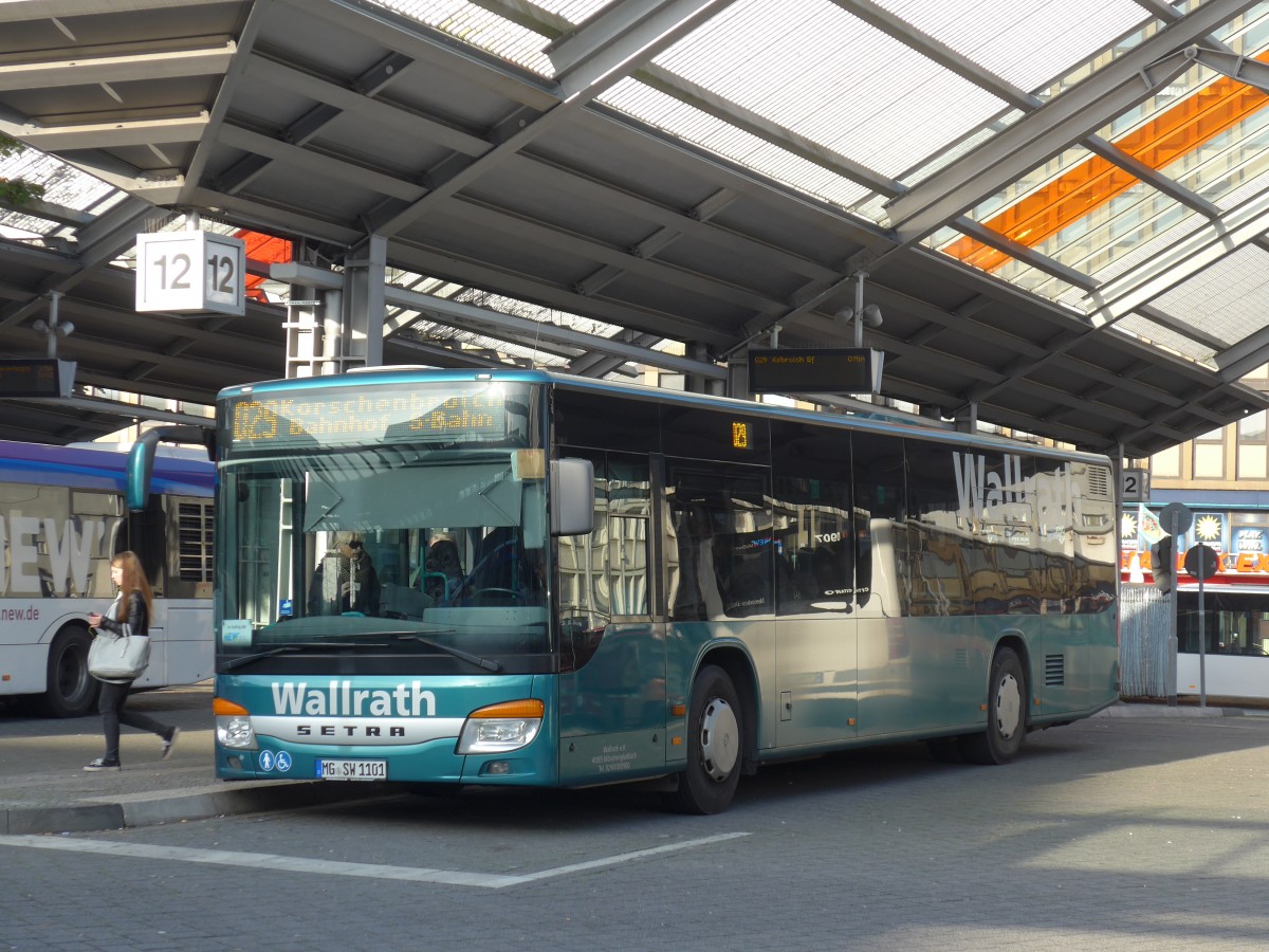 (157'314) - Wallrath, Mnchengladbach - MG-SW 1101 - Setra am 22. November 2014 beim Hauptbahnhof Mnchengladbach