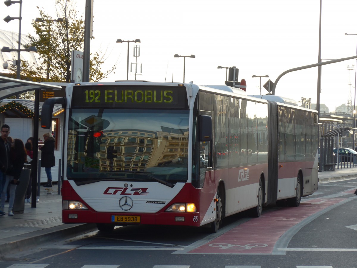 (157'372) - CFL Luxembourg - Nr. 65/EB 5938 - Mercedes am 22. November 2014 beim Bahnhof Luxembourg