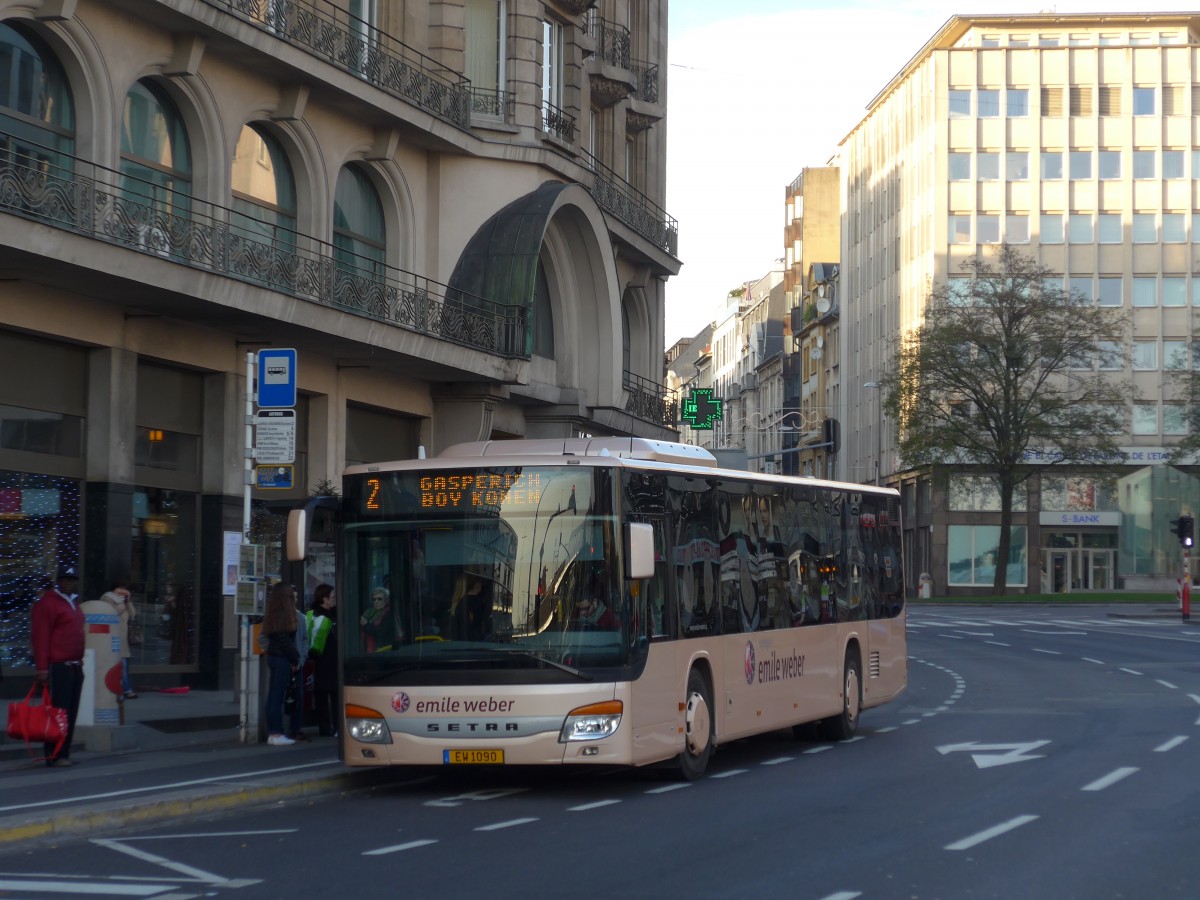 (157'381) - Weber, Canach - EW 1090 - Setra am 22. November 2014 beim Bahnhof Luxembourg