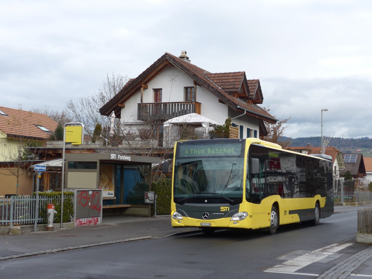 (157'914) - STI Thun - Nr. 180/BE 752'180 - Mercedes am 25. Dezember 2014 in Thun-Lerchenfeld, Forstweg