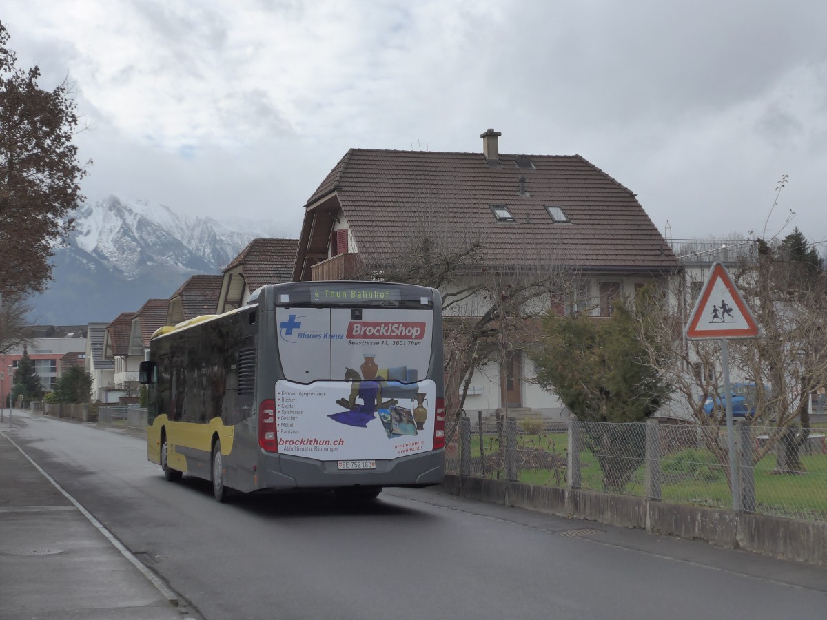 (157'915) - STI Thun - Nr. 180/BE 752'180 - Mercedes am 25. Dezember 2014 in Thun-Lerchenfeld, Langestrasse