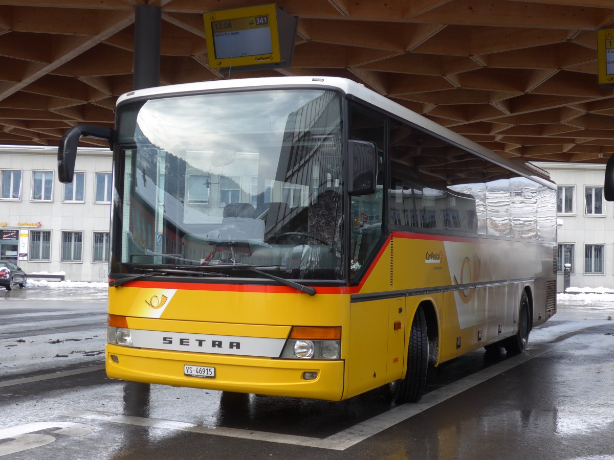 (157'978) - TRD, Savise - VS 46'915 - Setra (ex Dubuis, Savise) am 28. Dezember 2014 beim Bahnhof Sion