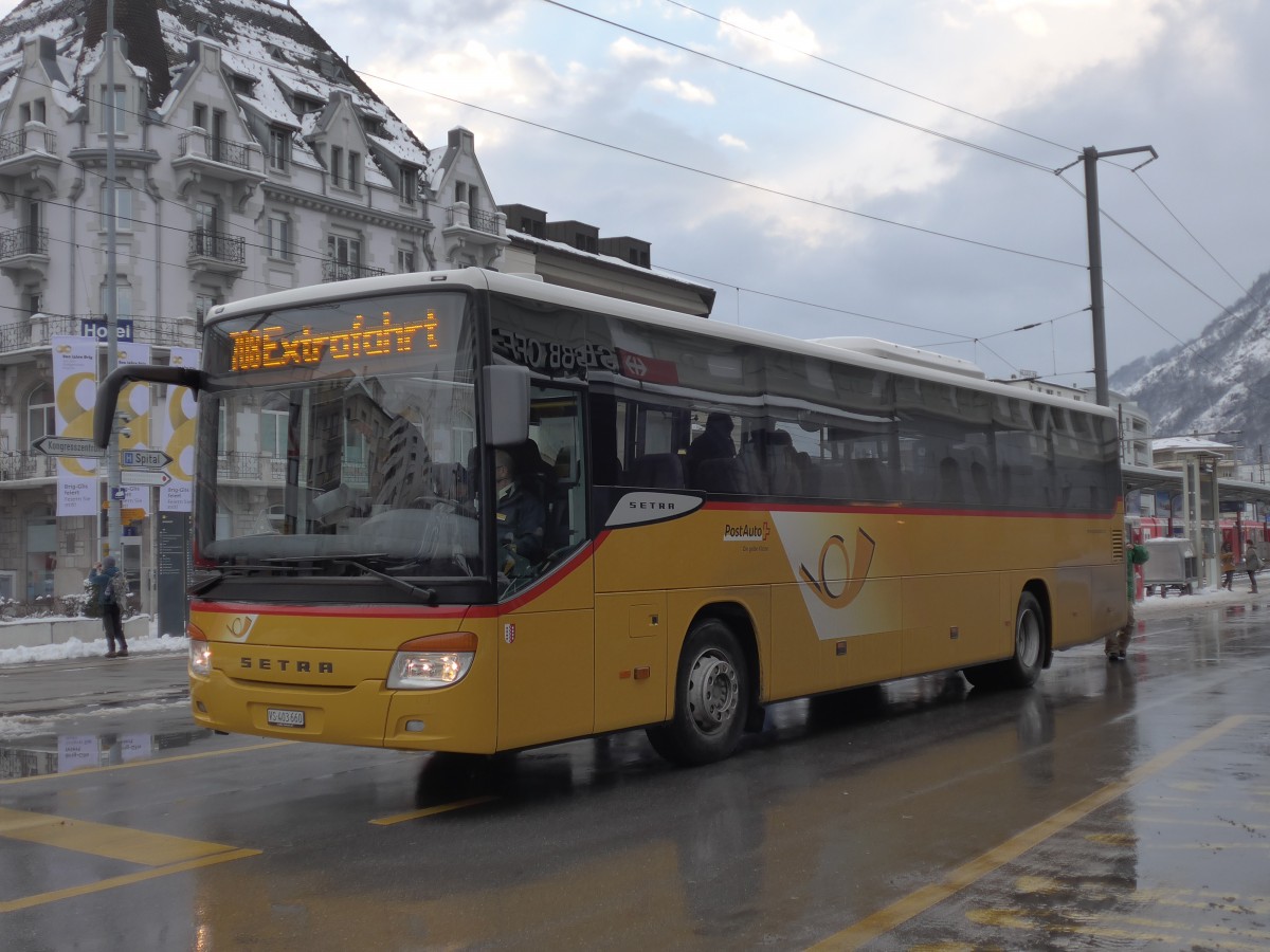 (158'021) - PostAuto Wallis - VS 403'660 - Setra am 28. Dezember 2014 beim Bahnhof Brig