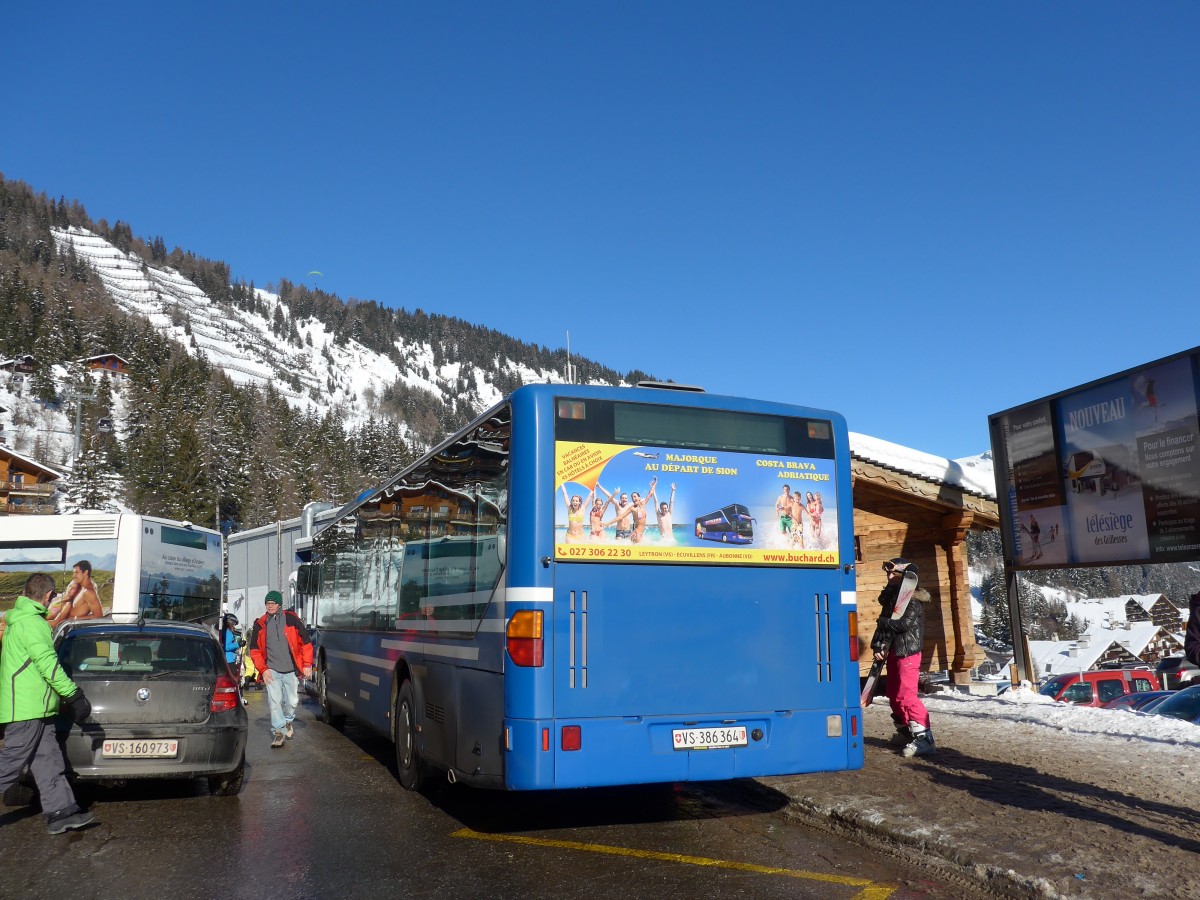 (158'063) - Buchard, Leytron - VS 386'364 - Mercedes (ex AFA Adelboden Nr. 91; ex AFA Adelboden Nr. 2) am 1. Januar 2015 in Anzre, Tlcabine