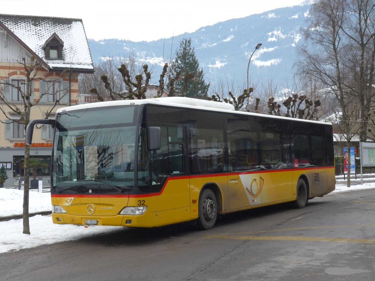 (158'148) - MOB Montreux - Nr. 32/VS 55'112 - Mercedes am 2. Januar 2015 beim Bahnhof Monthey CFF