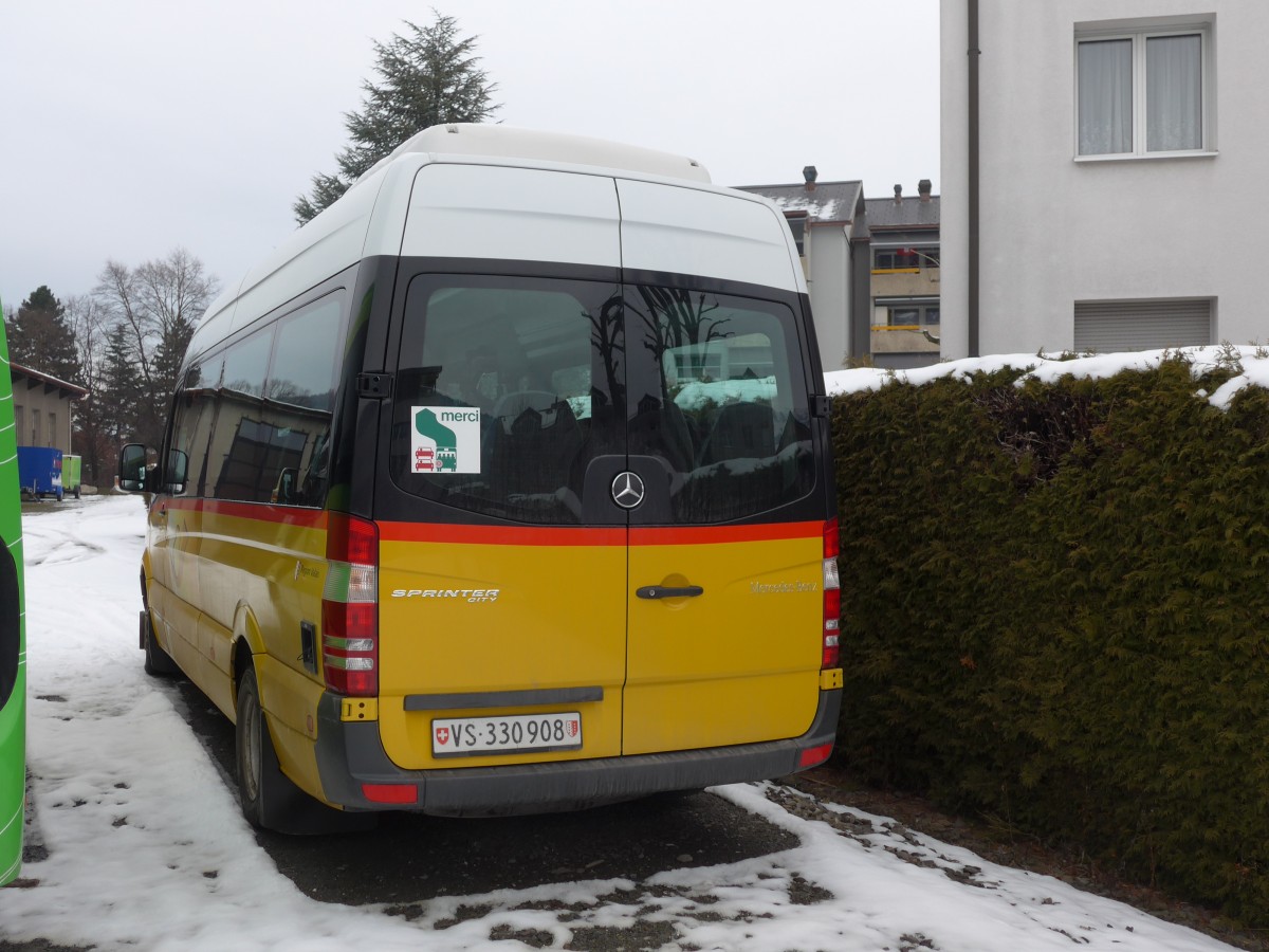 (158'161) - PostAuto Wallis - VS 330'908 - Mercedes (ex Epiney, Ayer) am 2. Januar 2015 in Monthey, Garage TPC