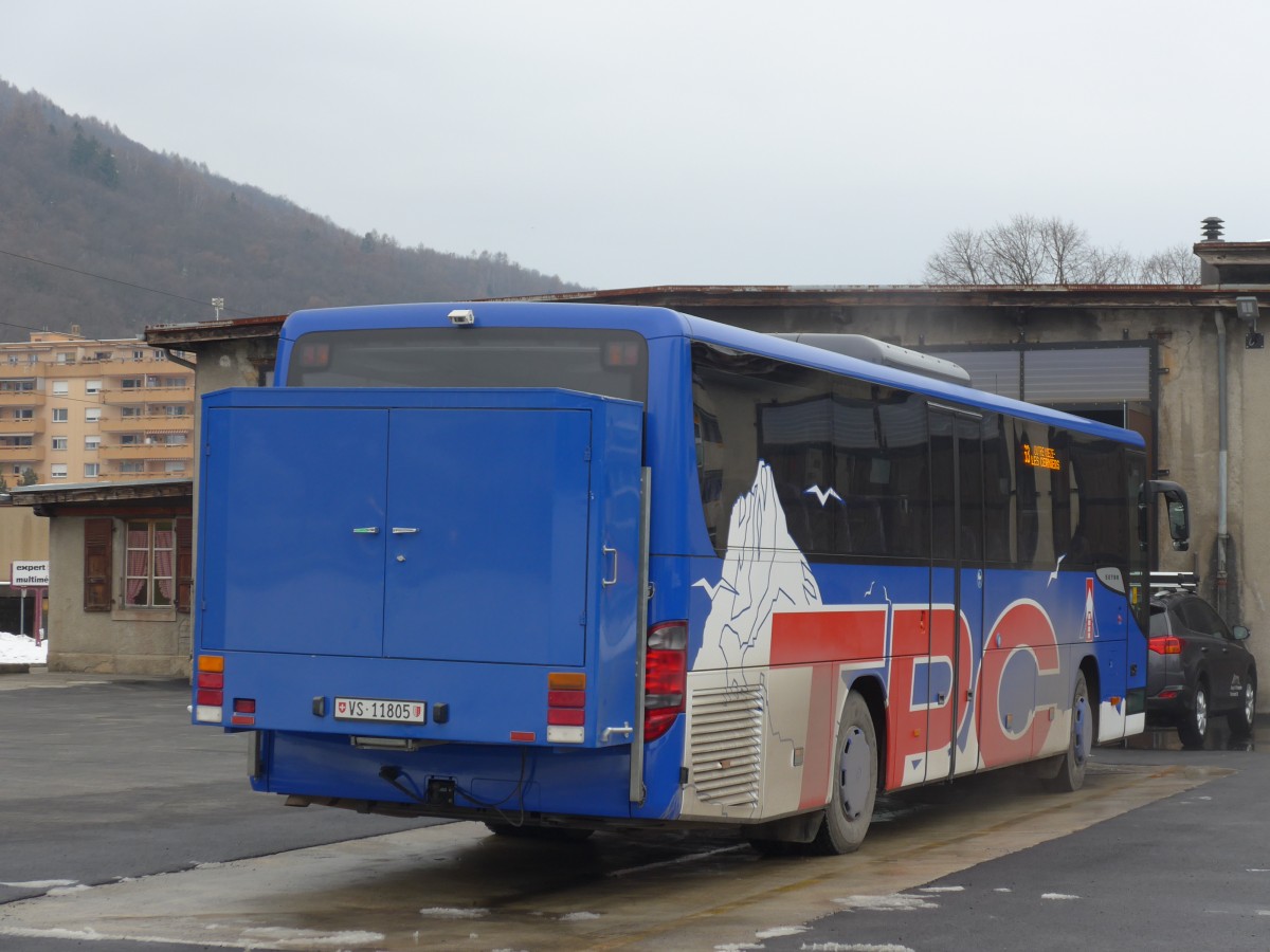 (158'166) - TPC Aigle - Nr. 2/VS 11'805 - Setra am 2. Januar 2015 in Monthey, Garage