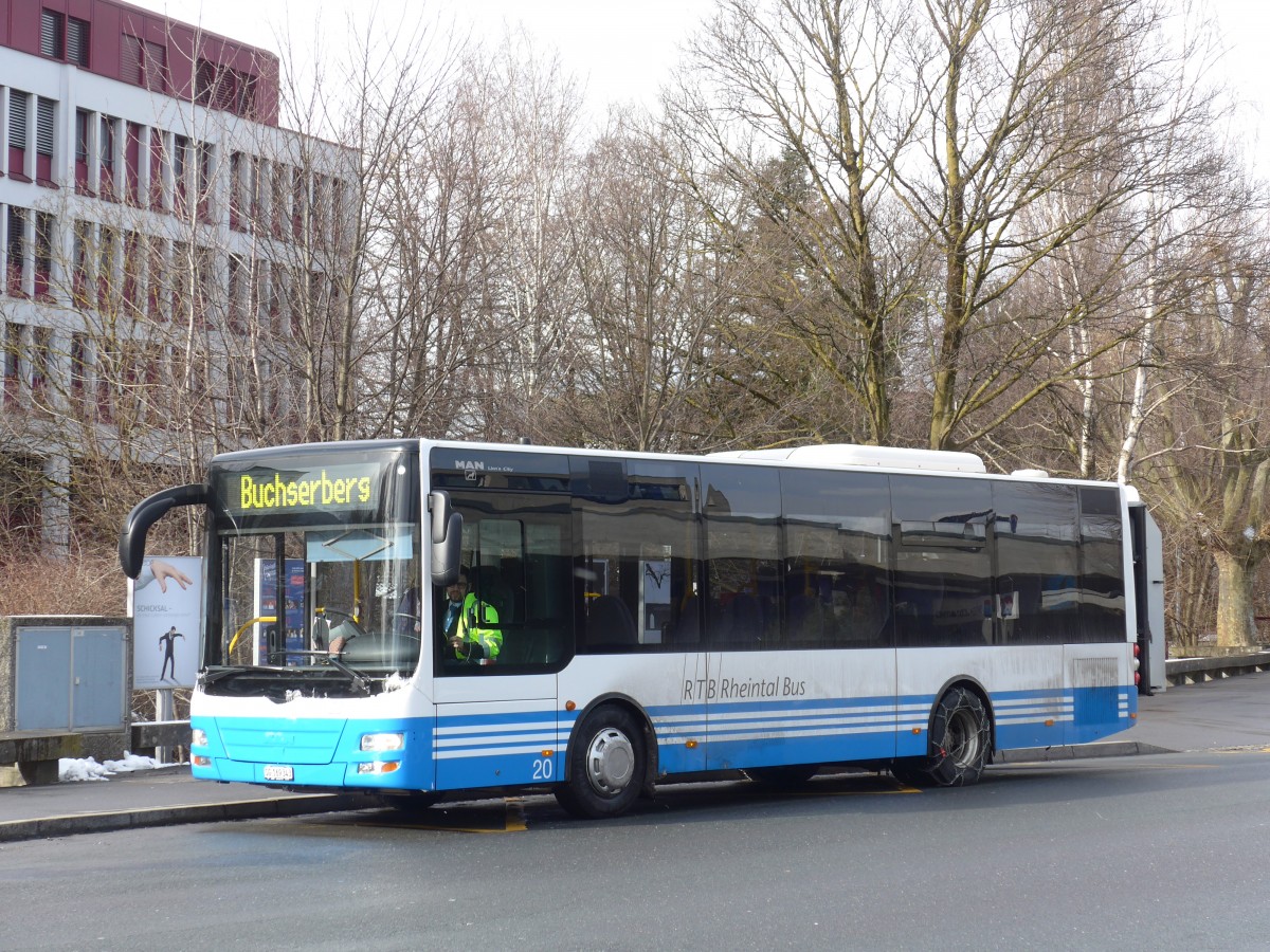 (158'547) - RTB Altsttten - Nr. 20/SG 169'343 - MAN/Gppel am 1. Februar 2015 beim Bahnhof Buchs