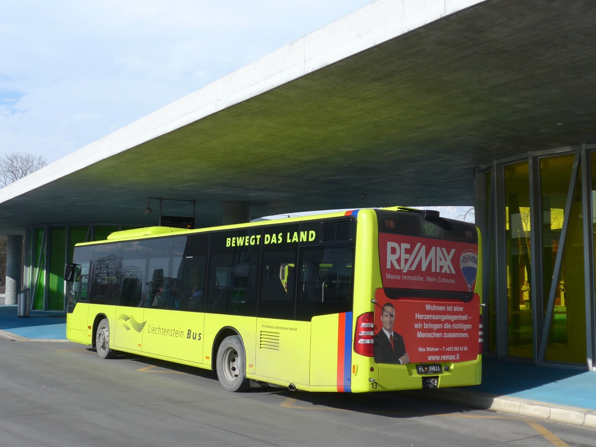 (158'733) - LBA Vaduz - Nr. 13/FL 39'813 - Mercedes am 14. Februar 2015 beim Bahnhof Schaan