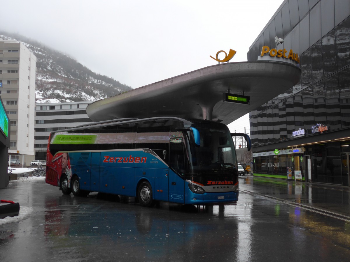 (158'750) - Zerzuben, Visp-Eyholz - Nr. 9/VS 81'718 - Setra am 15. Februar 2015 beim Bahnhof Visp