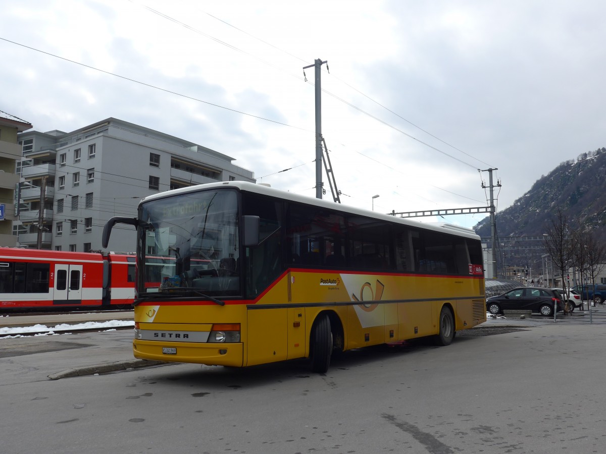 (158'860) - PostAuto Wallis - VS 241'969 - Setra am 22. Februar 2015 beim Bahnhof Brig